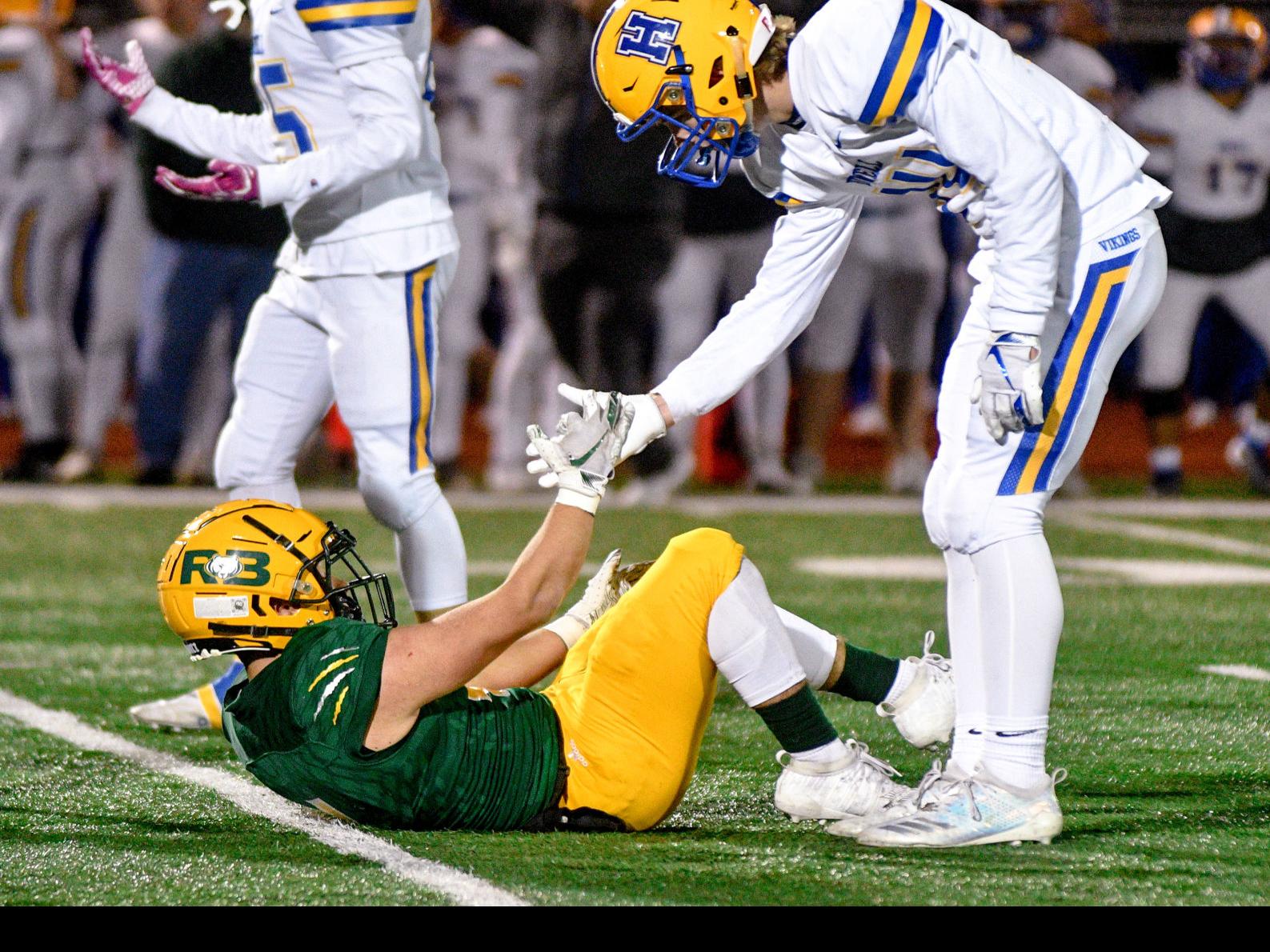 Rock Bridge Loses Regular Season Finale To Francis Howell Friday Night Fever Columbiamissourian Com