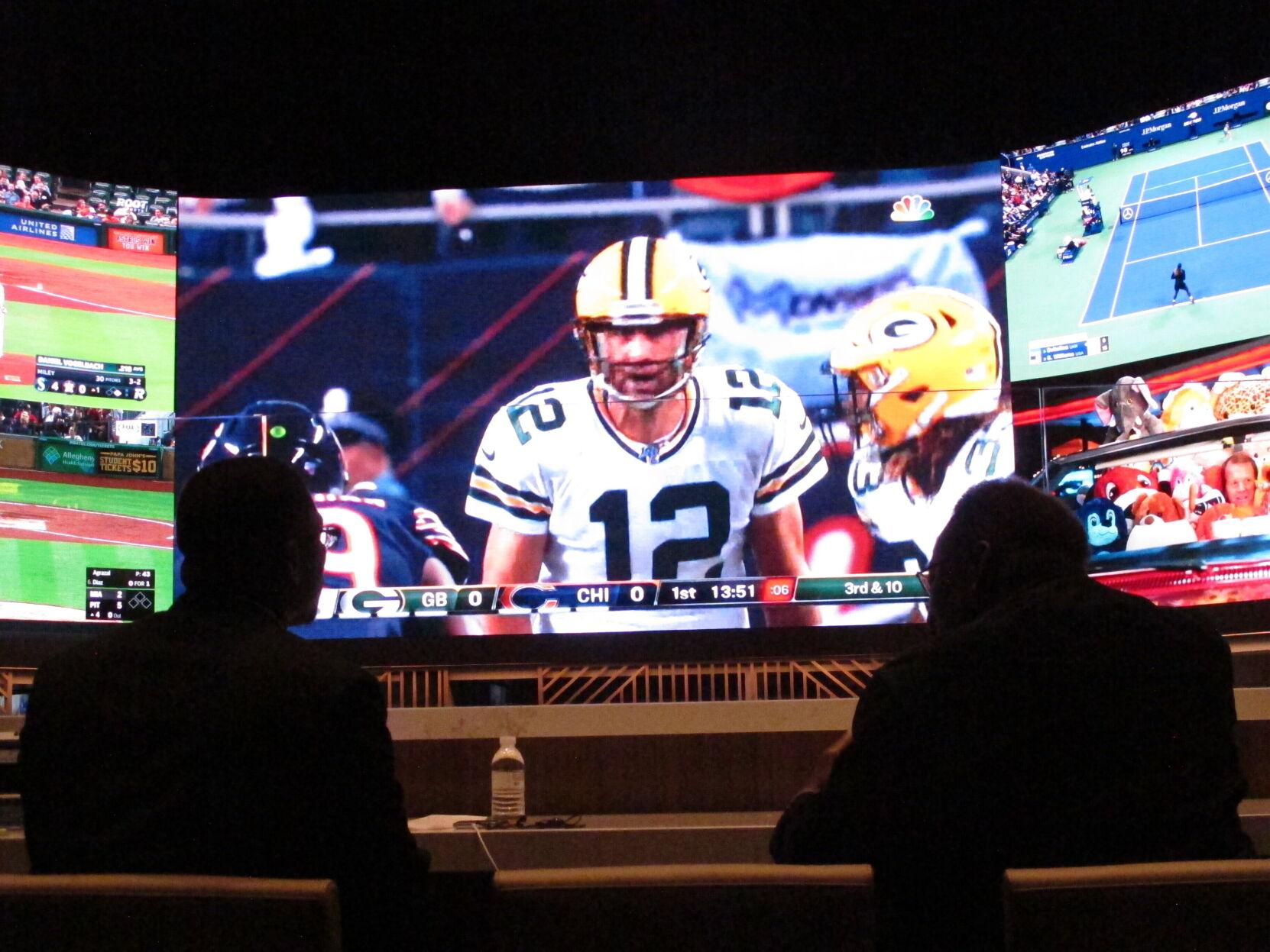 Nfl Betting Lines In Season Of Covid 19 Are Moving Targets Pro Sports Columbiamissourian Com