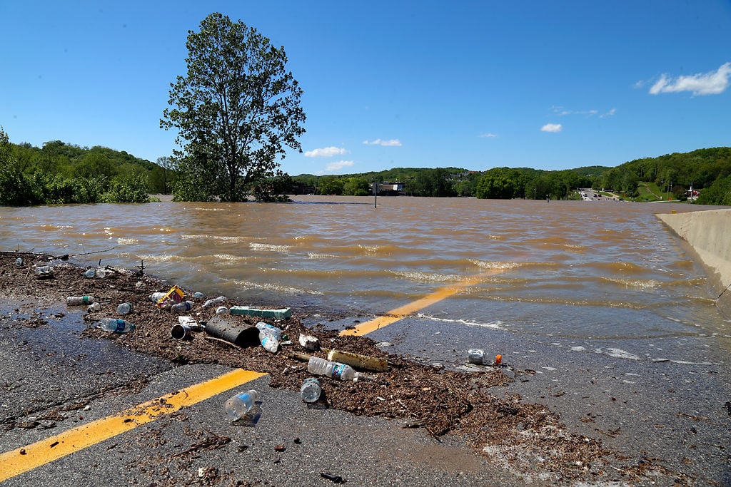 Community rallies to protect Eureka as flooding nears historic levels