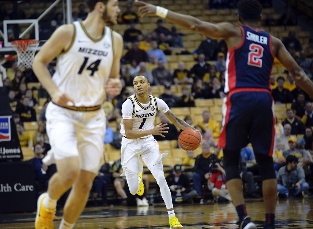 Pinson Scores 32 As Tigers Win Second Straight Mizzou Men S