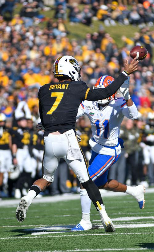 Missouri quarterback Kelly Bryant makes a passing attempt