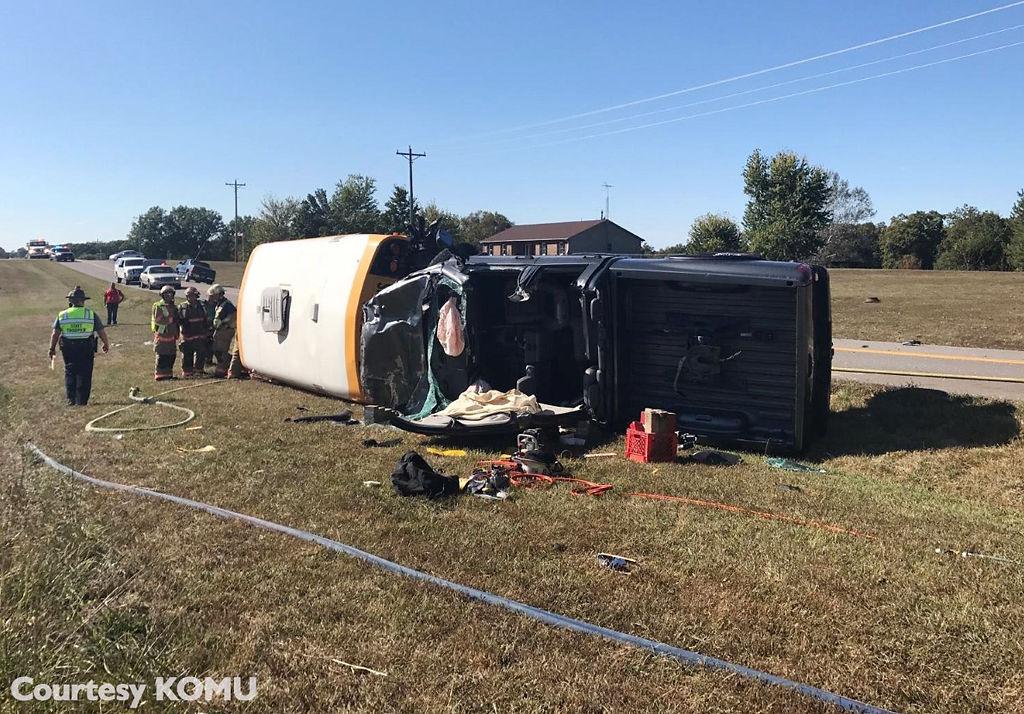 Harrisburg charter bus crash: 3 people dead, police say - WHYY