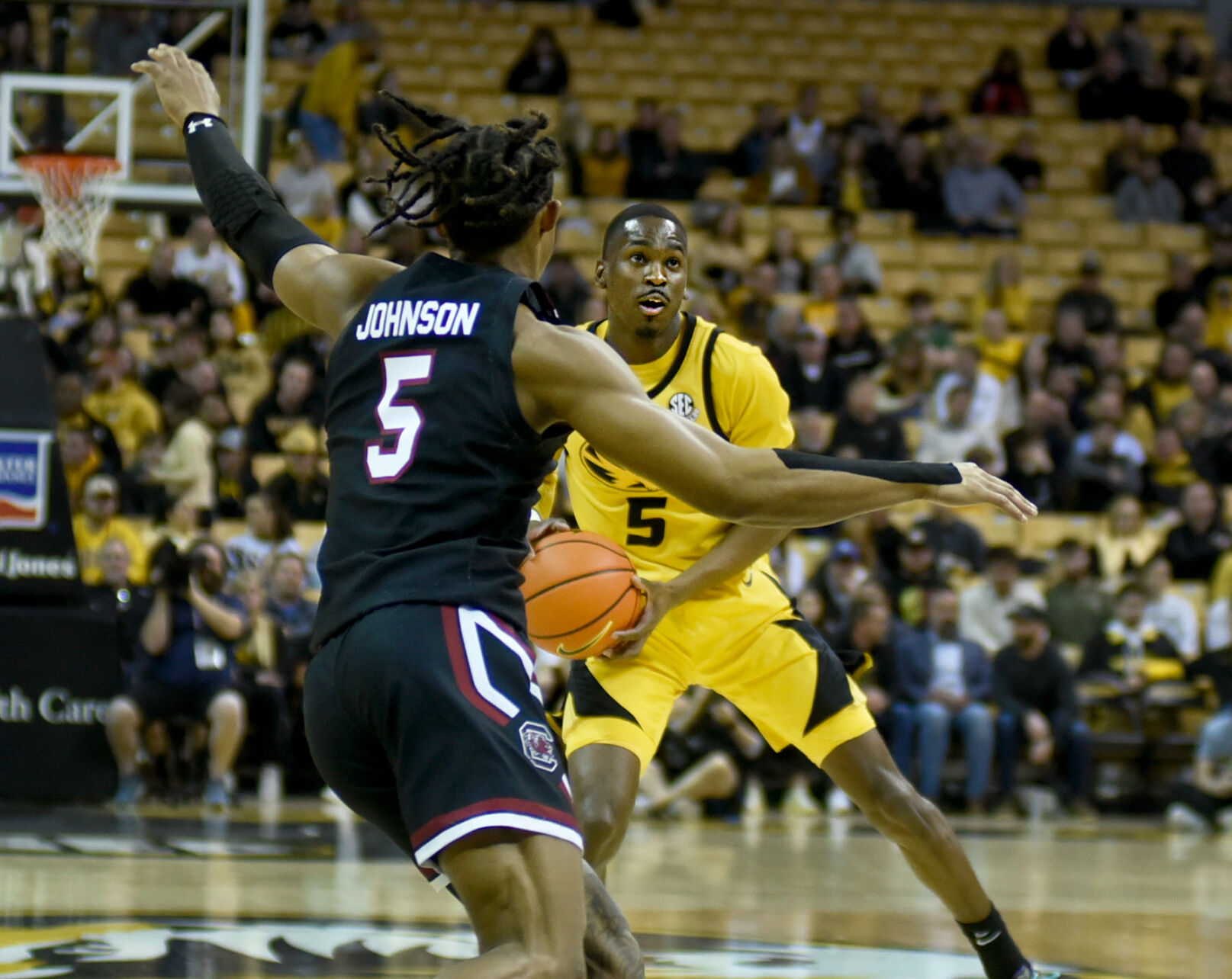 Missouri deals tigers basketball