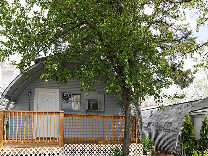Quonset Huts Face Demolition But One Remains A Quirky Reminder Of Mu S Past Higher Education Columbiamissourian Com