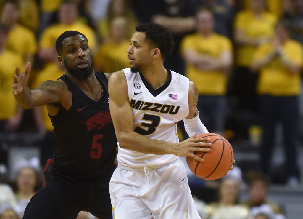 Like they have all year, Robertson and Barnett shine for Missouri in ...