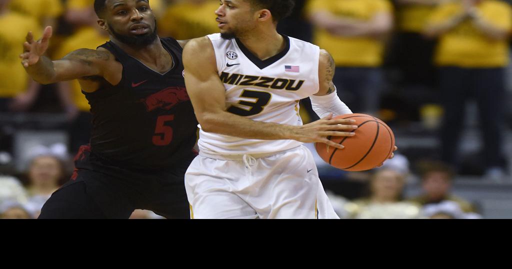 Like they have all year, Robertson and shine for Missouri in senior night win Mizzou