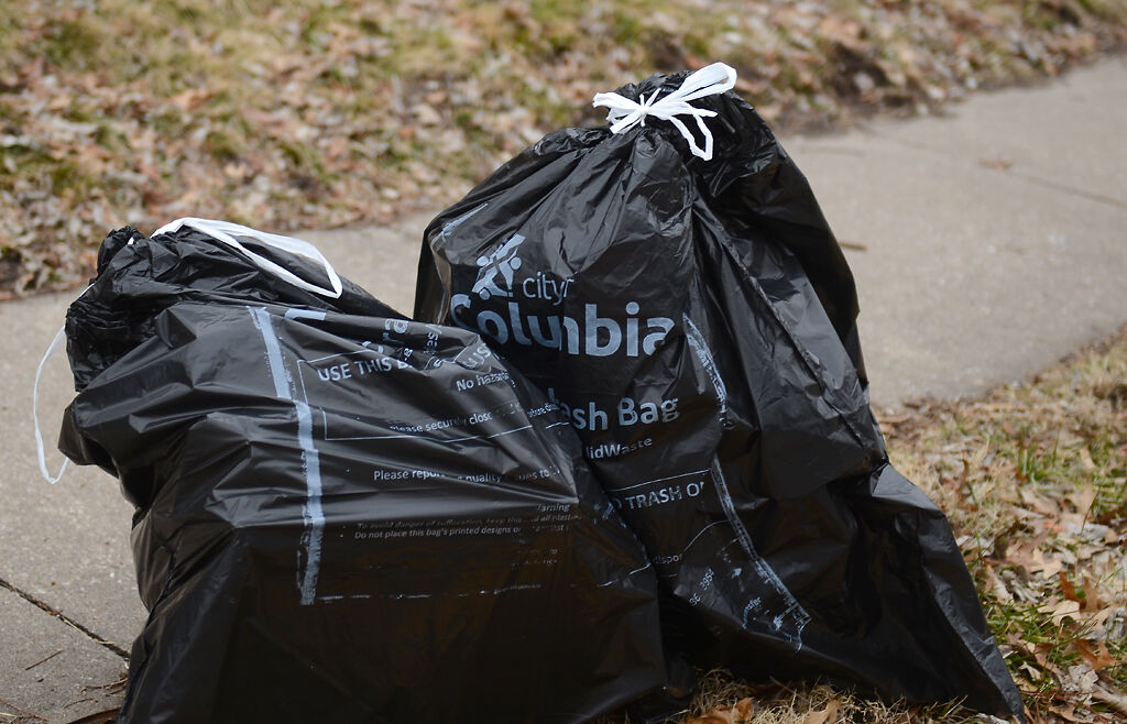 Extra Large Bin Bags Recyclable Bin Liner Big Black Trash Bags - China Bin  Liner Bags and Extra Large Trash Bags price