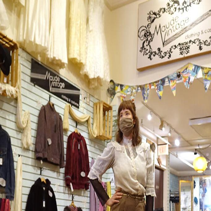 Sabrina Garcia Rubio Moves Vintage Clothing Shop To New Spot Missouri Business Columbiamissourian Com