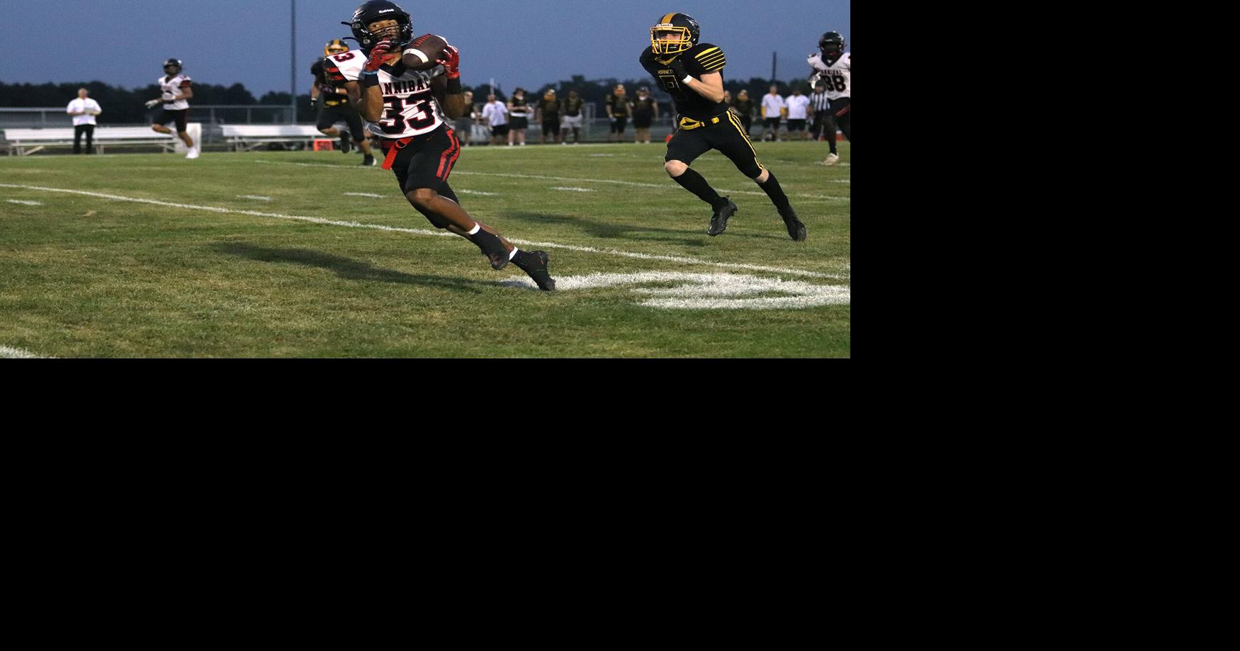 Williams scores four touchdowns as Hannibal defeats Fulton Fulton