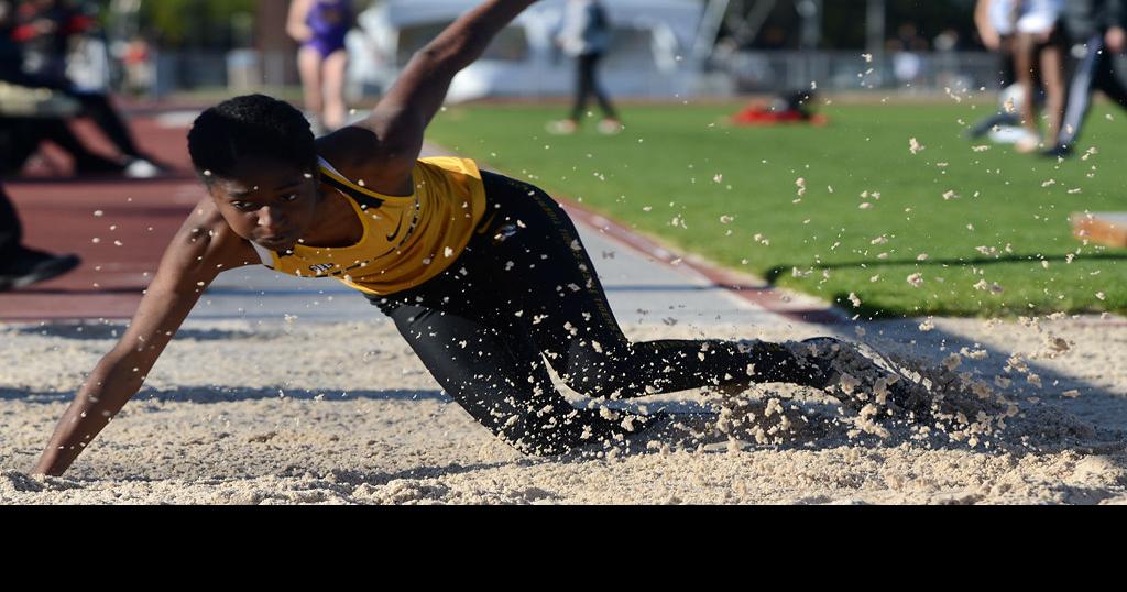 Missouri track and field wins four events in windy conditions Mizzou