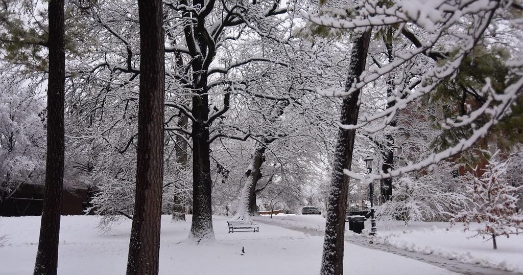 Overnight snow leads to slick roads, school closures Friday | Local ...