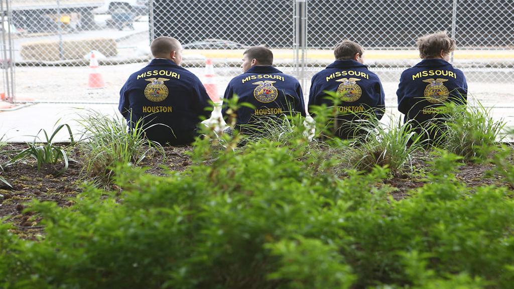 Photo Gallery Missouri Ffa Members Gather For State Convention State News Columbiamissourian Com • new farmers of america merges with the future • first american star in agricultural placement is named: missouri ffa members gather for state