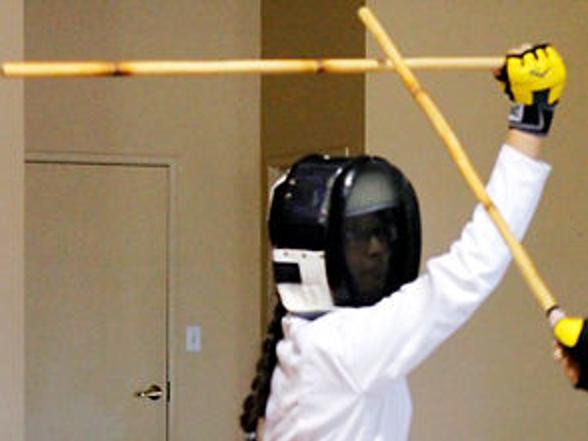 Foils Fly At Columbia Classical Fencing Local Columbiamissourian Com