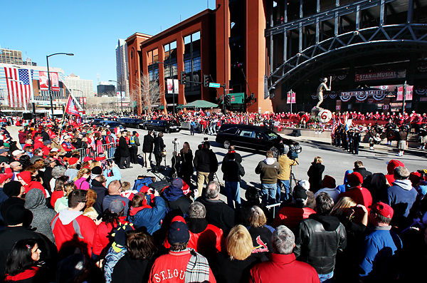 Fans welcome home Cardinals, remember Musial