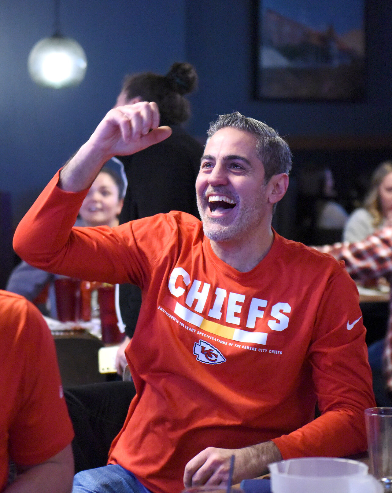 Chiefs top Bengals 23-20 on last-second kick for AFC title - The Columbian