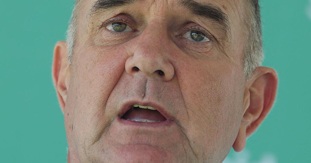 How Missouri failed to put a deal together to keep the Chiefs