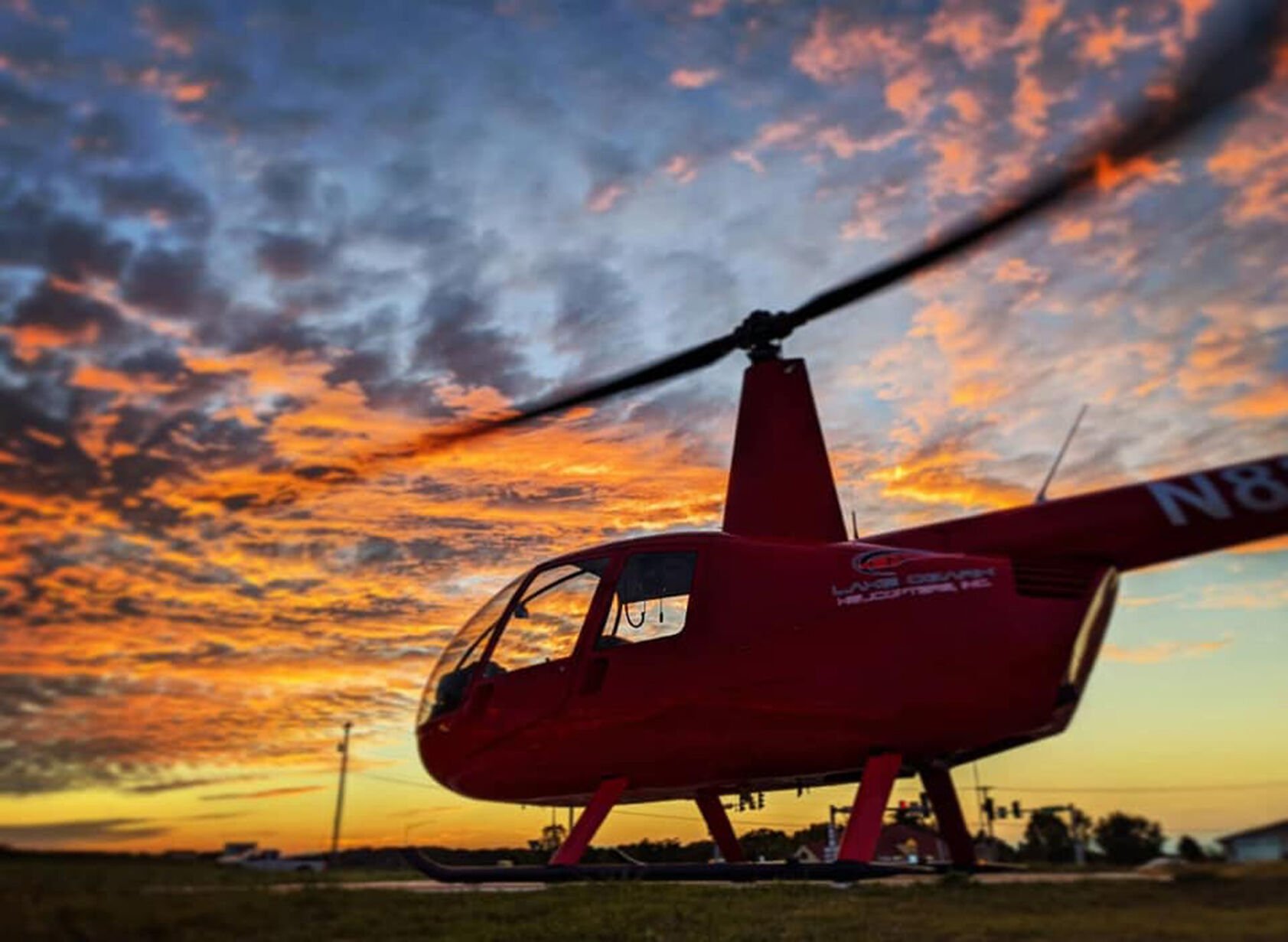 Lake Ozark Helicopters offers tours over the lake Central