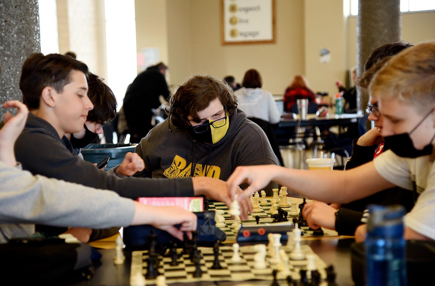 After threeyear hiatus, students compete in state chess championship