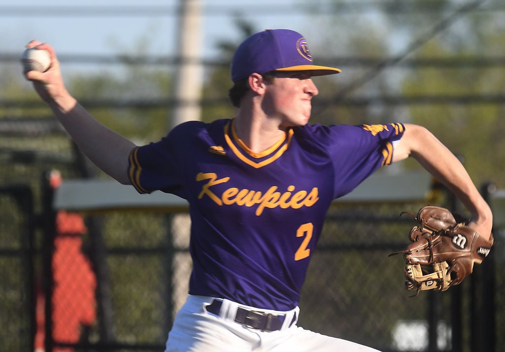 Hickman baseball's comeback falls short against Fatima Prep Sports