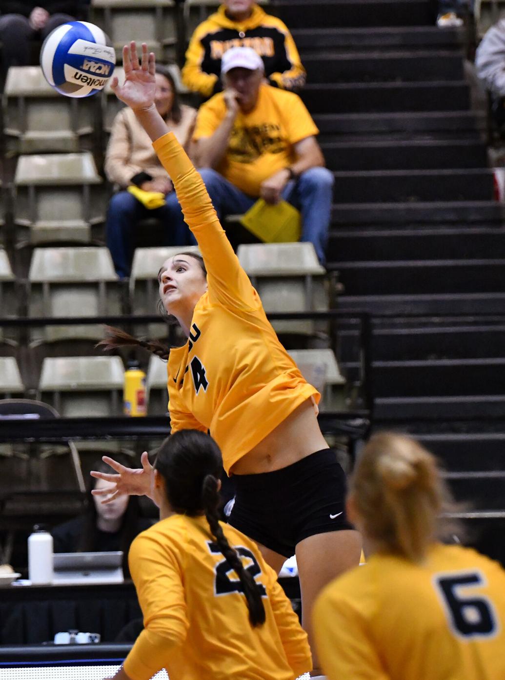 Missouri volleyball falls to No. 18 Kentucky in four sets Mizzou