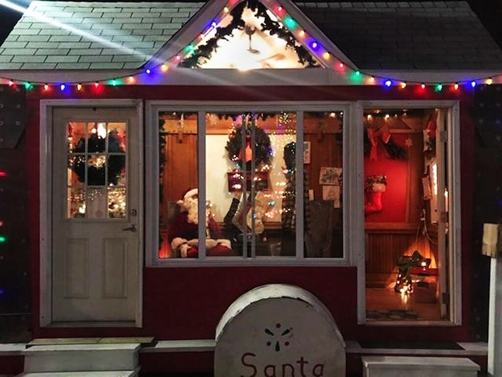 Parkville Mo Christmas On The River 2022 Parkville Holds An Old-Fashioned Christmas On The River | Northwest  Missouri | Columbiamissourian.com