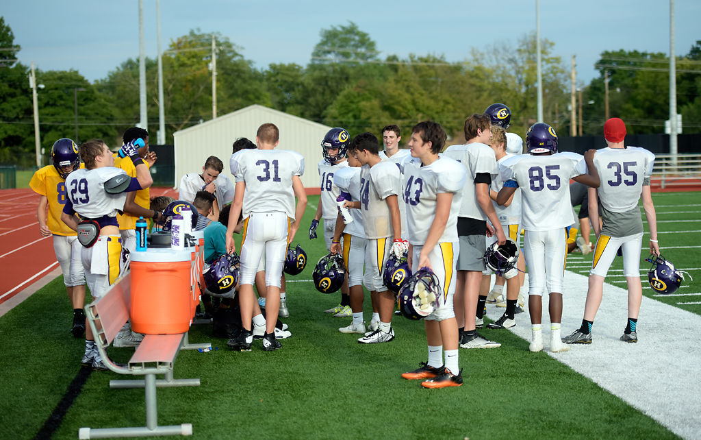 Hickman football resiliently prepares for crosstown matchup Sports