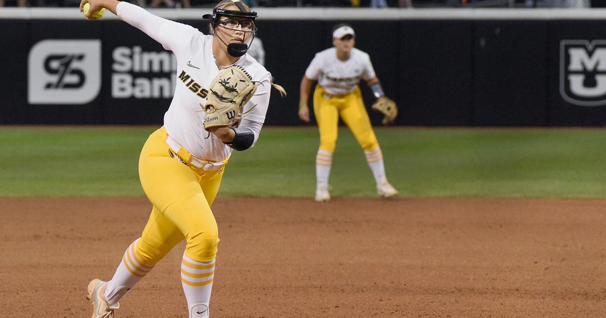 Missouri Pitcher Mizzou right hand pitcher Laurin Krings rears back for the pitch ...