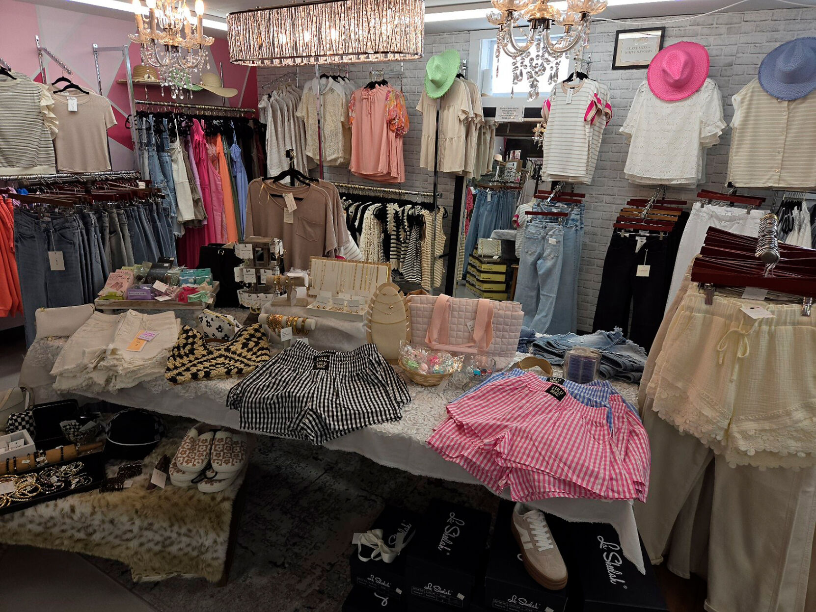 Dogwood Vintiques in Jefferson City has vintage items, crafts