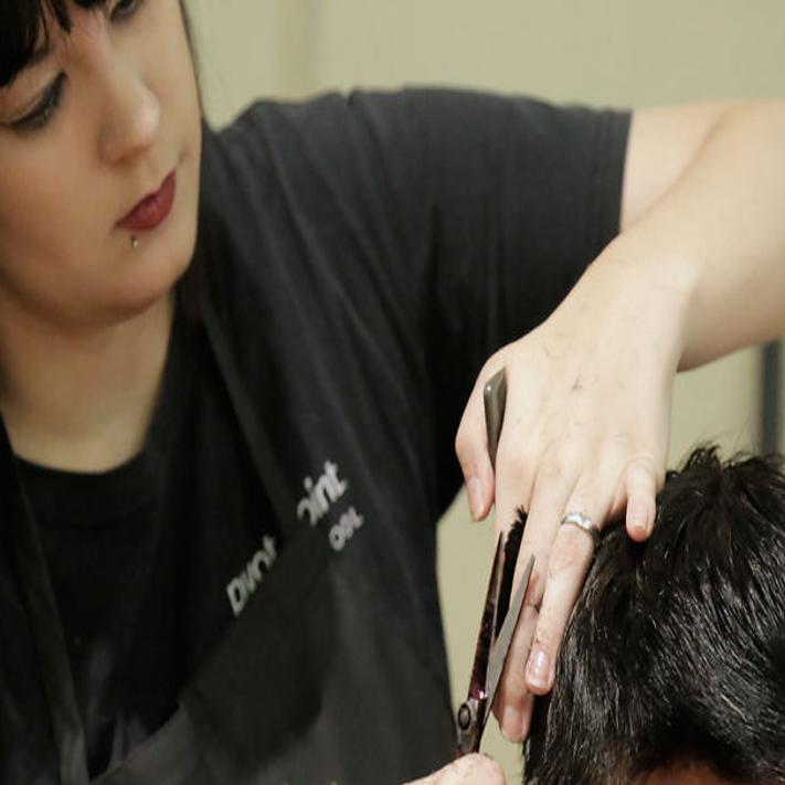 Columbia S Project Homeless Connect Provides Food Haircuts