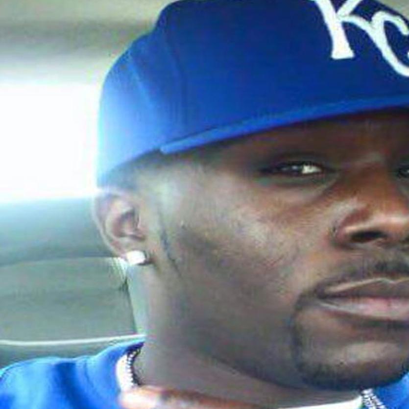 Tershawn E Kitchen Dec 11 1985 Feb 2 2020 Family Obituary Columbiamissourian Com