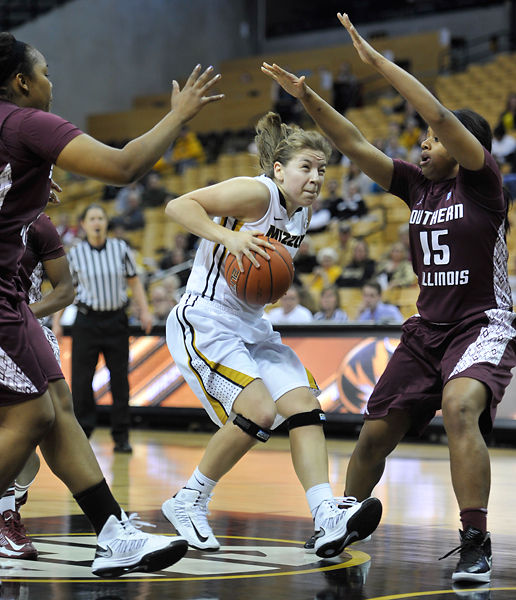 Bench Players Shine In Lopsided Victory For Missouri Women S