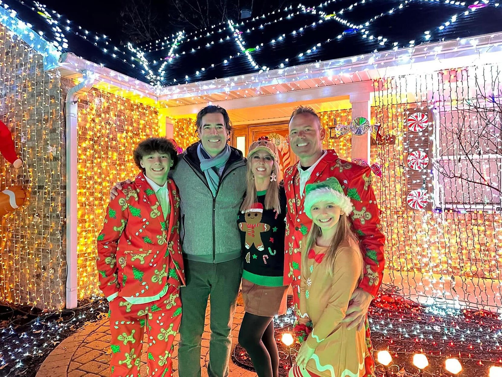 Update: Columbia family's spectacular display competes but doesn't