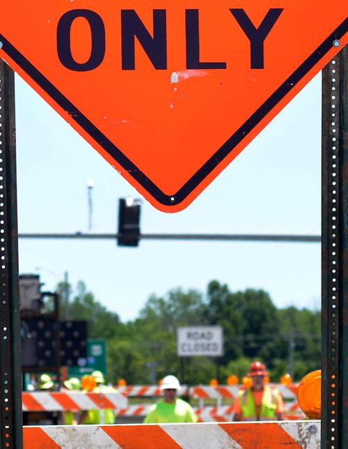 A sign denoting "right turn only" stands on Grindstone Parkway