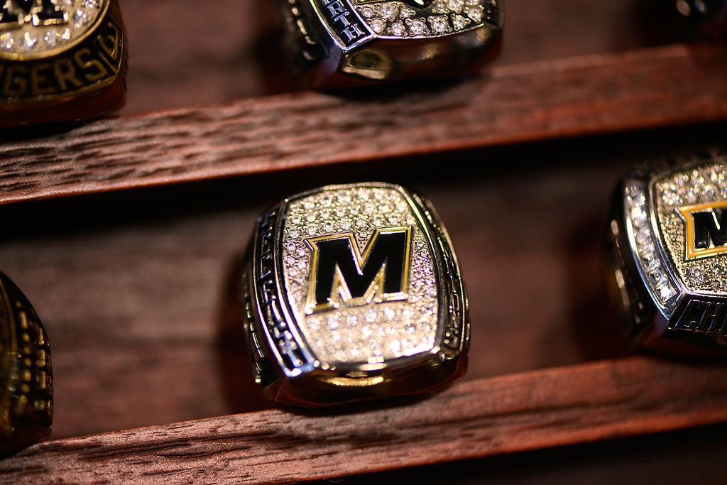 Nebraska football championship on sale rings