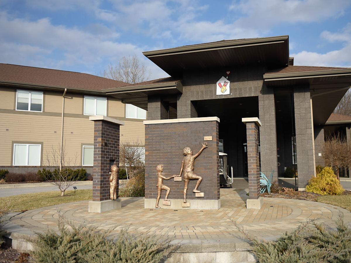 Ronald Mcdonald House Celebrates 35 Years Of Helping Families Care For Their Children Local Columbiamissourian Com Ronald Mcdonald House Celebrates 35 Years Of Helping Families Care For Their Children Local Columbiamissourian Com