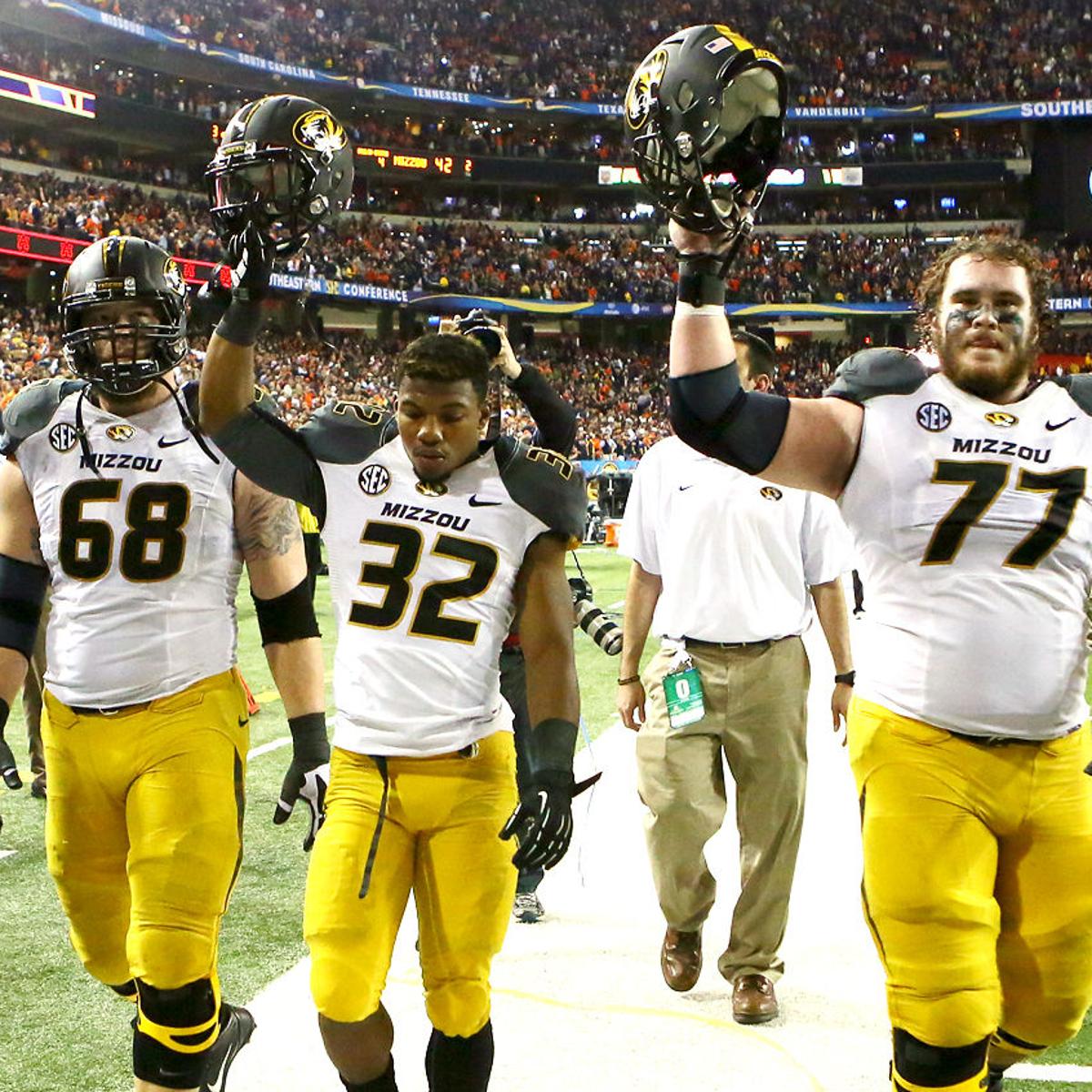 Missouri S Two Lee S Summit Stars Evan Boehm And Drew Lock Have