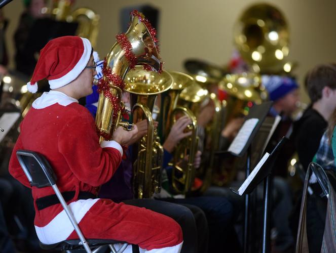 Ethan Windurs plays along to "We Wish You a Merry Christmas"