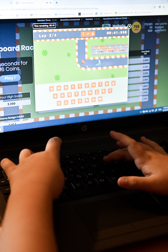 Family Wins Right For Kids Others To Take Online Classes K 12