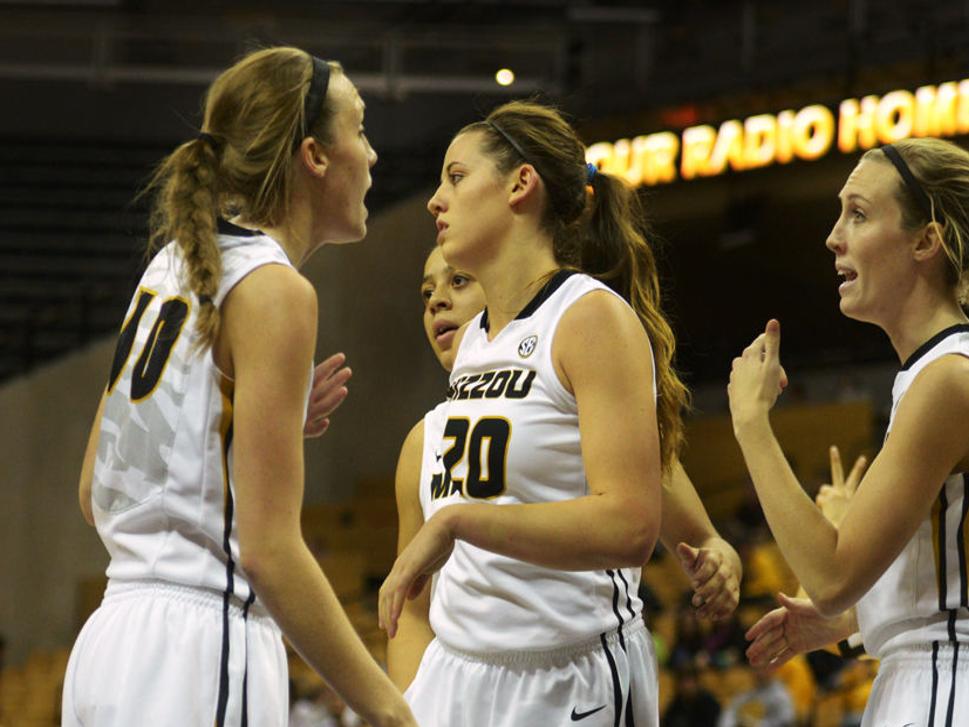 Stock Twins Letting It Fly For Missouri Women S Basketball