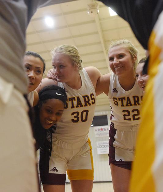 The Stephens College Basketball Team Huddles Up After Warmups