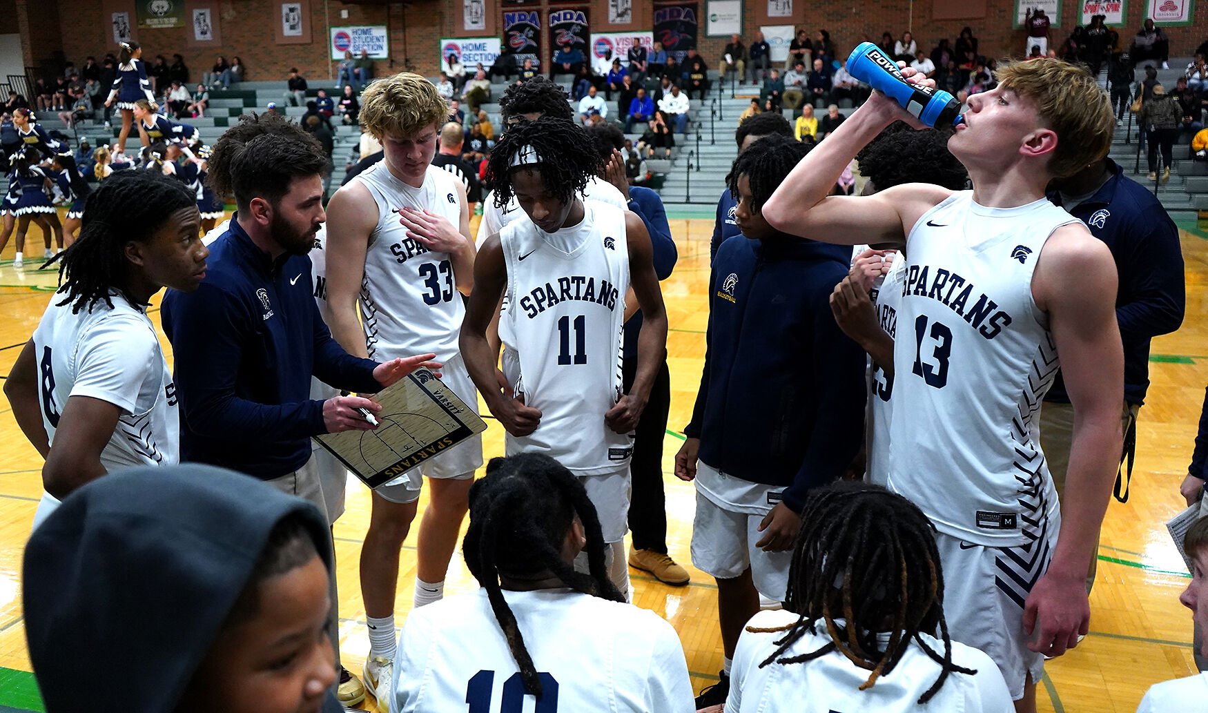 columbiamissourian.com - Maggie Raasch - Battle boys basketball enters season with high hopes