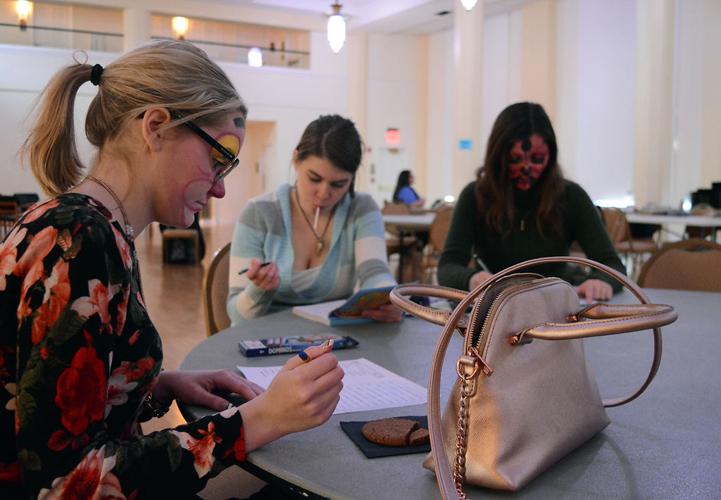 Ways to destress in college