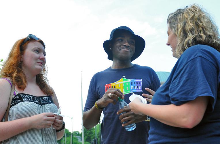 Columbia remembers victims of Orlando shooting at candlelight vigil