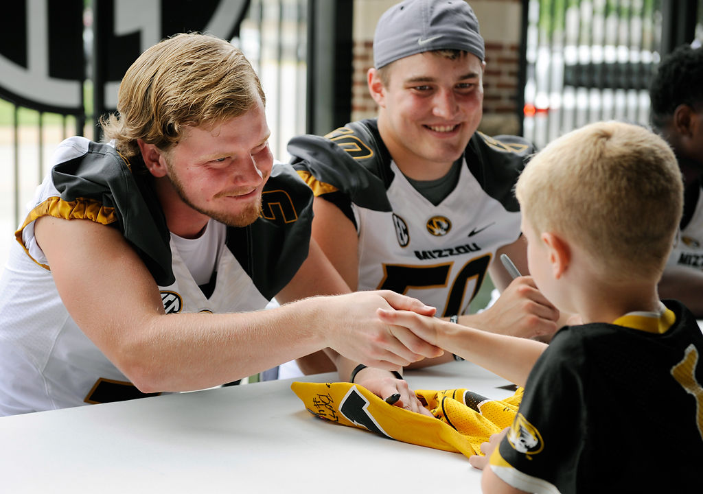 drew lock t shirt