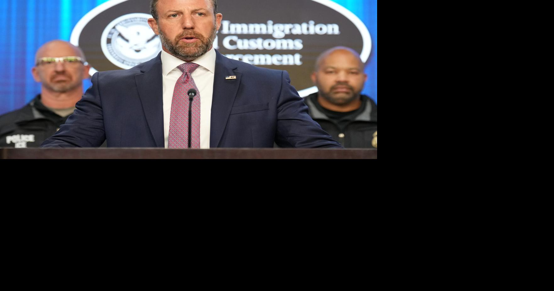 APTOPIX Federal Agents Shooting