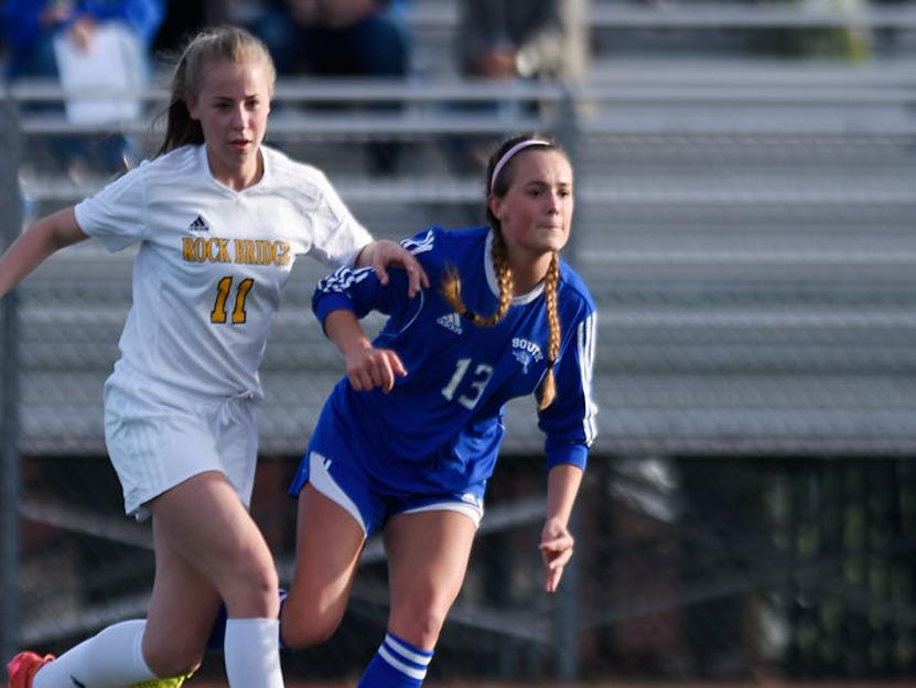 Photo Gallery Rock Bridge Girls Soccer Beats Visiting Blue Springs South Photos Columbiamissourian Com