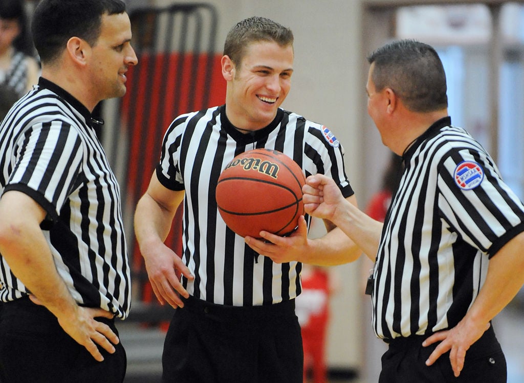 Meet Kevin Raher A College Aged Basketball Referee Chasing A Lifelong Dream Other Sports 