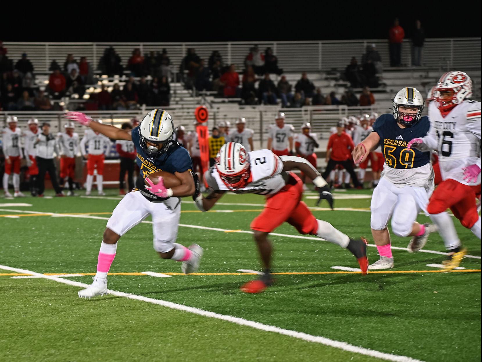 Fnf Week 8 Roundup Late Score Pushes Jefferson City Past Battle Newsletters Columbiamissourian Com