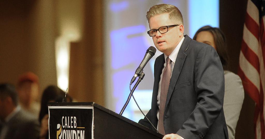 Caleb Rowden gives his acceptance speech | Photos | columbiamissourian.com
