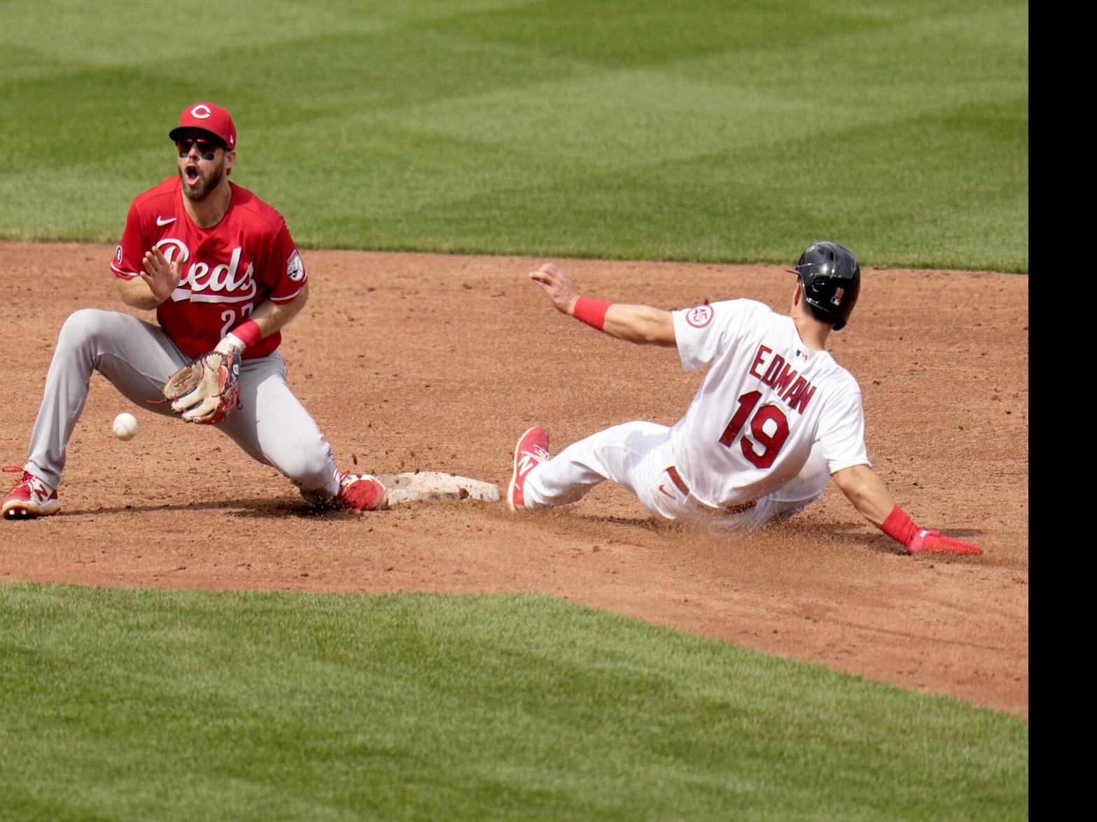 Cardinals score seven runs in sixth inning, still lose 8-7 to Reds